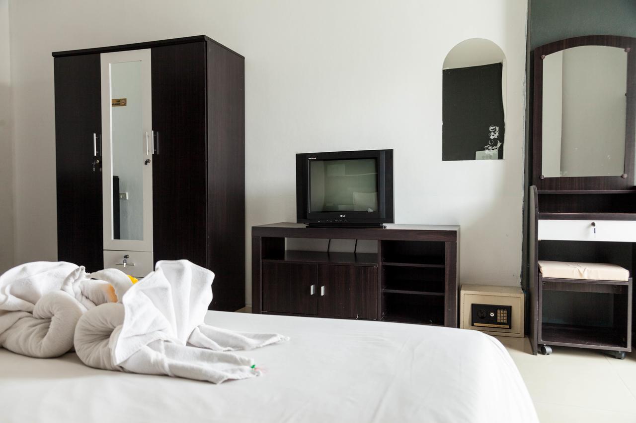 Happy Fish Guesthouse Patong Εξωτερικό φωτογραφία